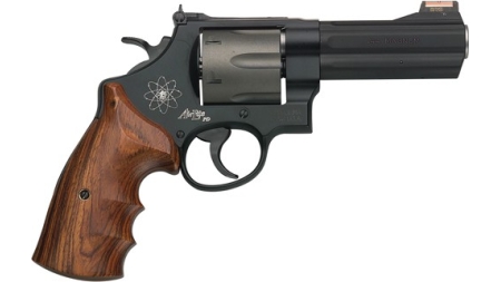 S&W 329PD 44MAG 4" AS 6-SHOT - BLACK/GREY SCANDIUM/TITANIUM